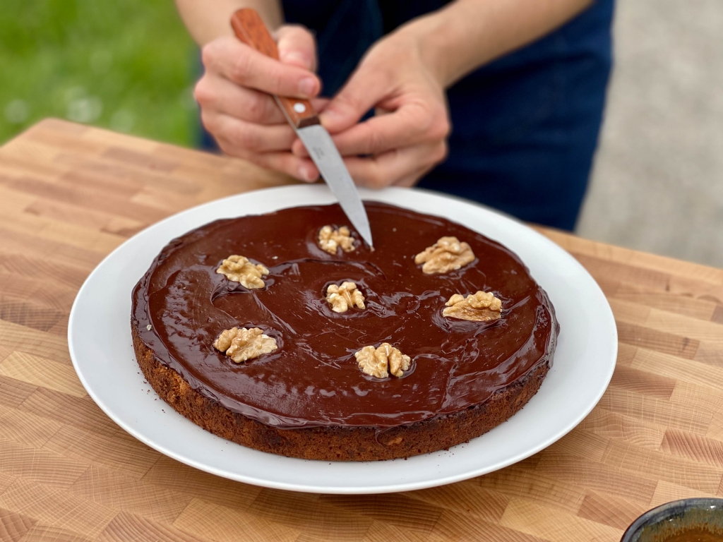 Gâteau étoilé au chocolat et aux noix